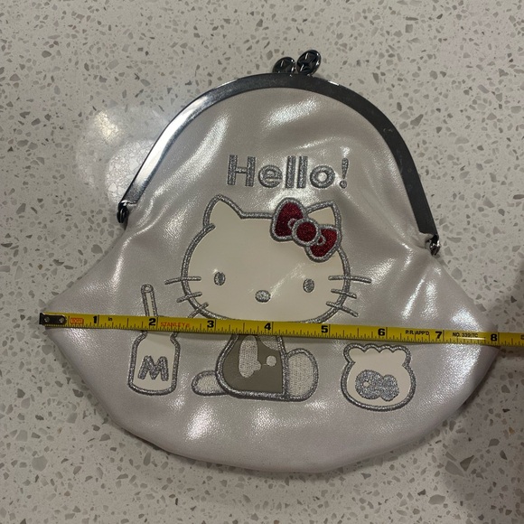 Hello Kitty Silver white 40th Anniversary milk money coin purse cosmetic bag - Picture 7 of 8